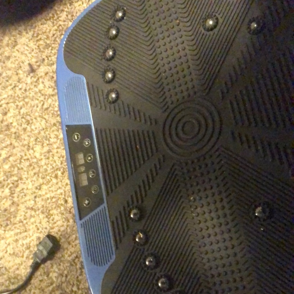 Black and Blue Vibration Plate
